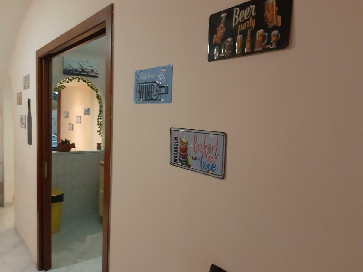 Don Vittorio Home نابولي الغرفة الصورة